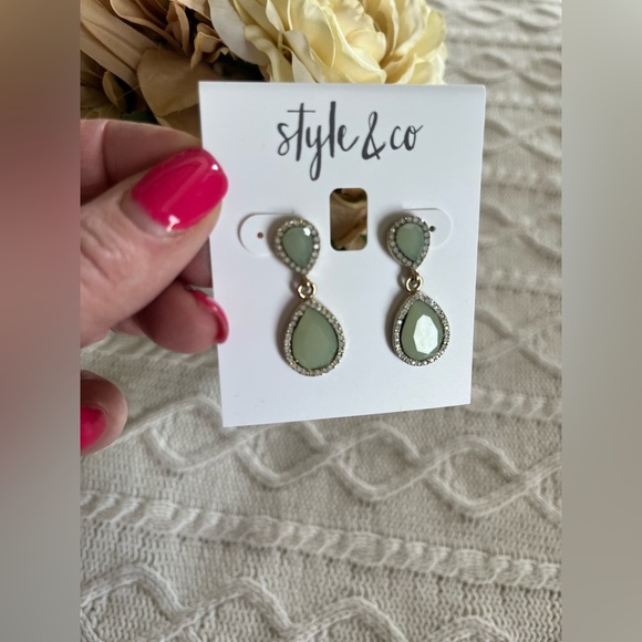 Style & Co Light Green Pierced Dangle Drop Earrings - Picture 4 of 8